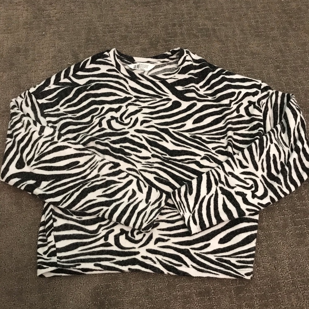 H&M zebra print long sleeve shirt